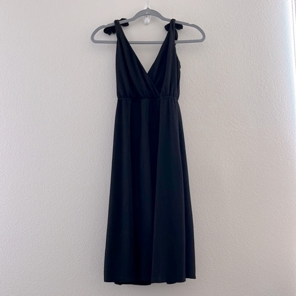 Ali‎ & Jay shoulder tie black dress sz XS